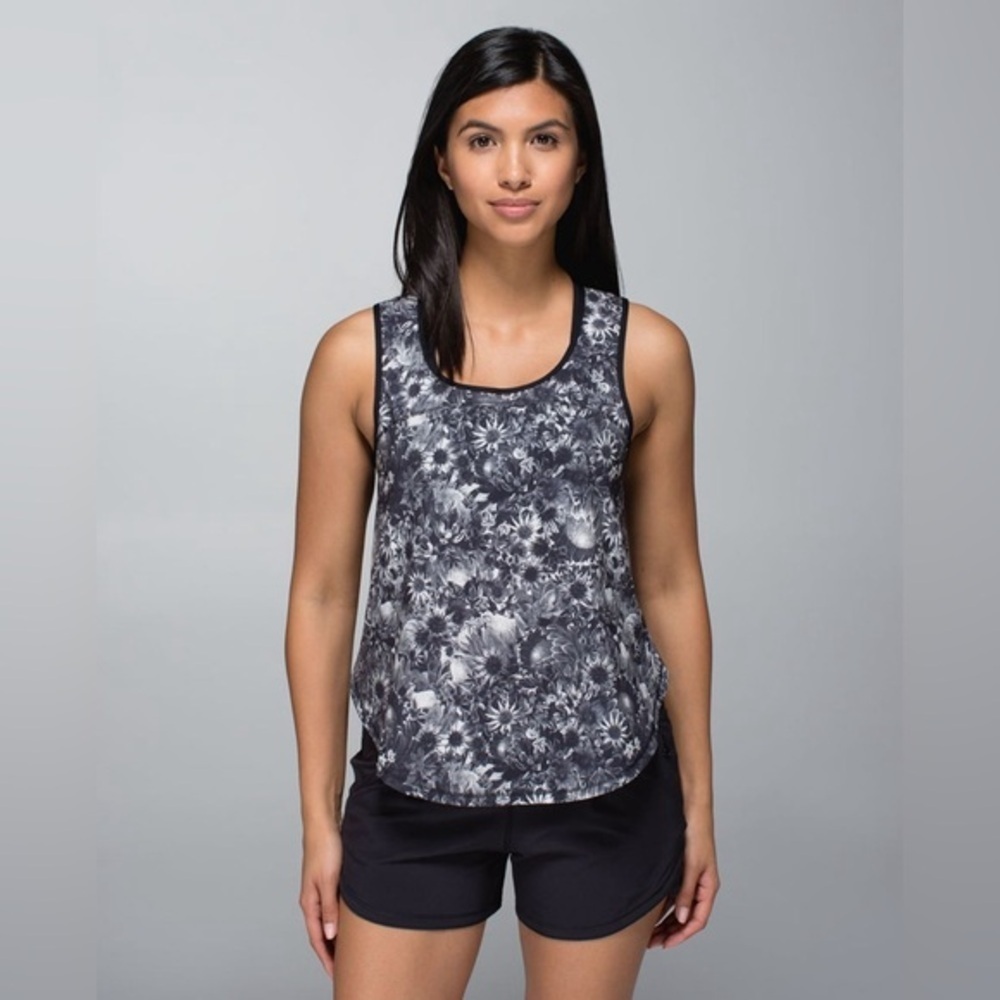 Lululemon Split Singlet Black Size 4